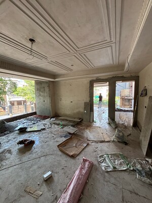 Kitchen in 3 BHK Builder Floor at Sainik Colony – for Sale