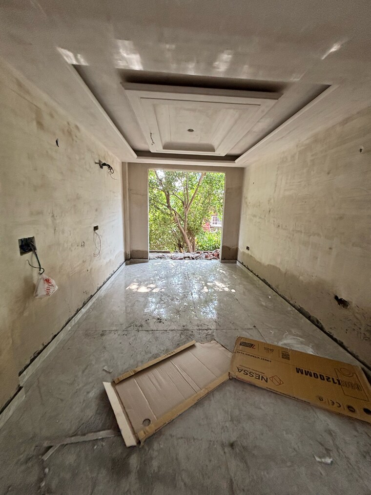 Kitchen, sainik colony 3 Bedroom 153 Sq.Yd. Builder Floor In Sainik Colony Faridabad 9312524