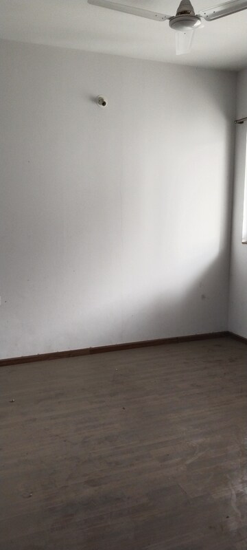 Room in 1 BHK Apartment at Lodha Lakeshore Greens, Dombivli East – for Rent