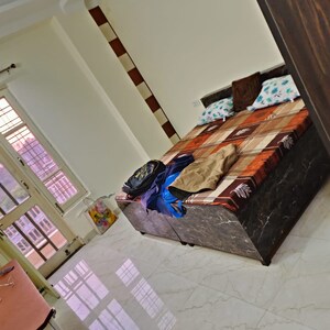 Bedroom in 2 BHK Apartment at Canal Road – for Rent