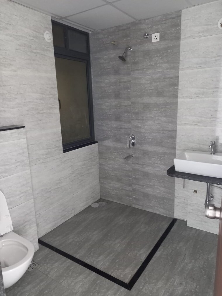 Bathroom, mantra-mirari 3.5 Bedroom 1200 Sq.Ft. Apartment In Koregaon Park Pune 9312533