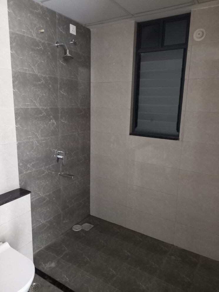 Bathroom, mantra-mirari 3.5 Bedroom 1200 Sq.Ft. Apartment In Koregaon Park Pune 9312533