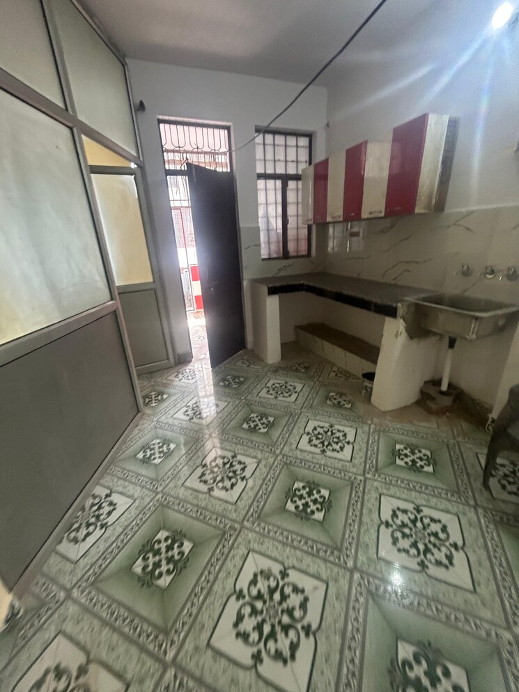 Kitchen, aliganj 2 Bedroom 900 Sq.Ft. Independent House In Aliganj Lucknow 9312536