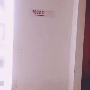 Room in  Shop at Roselyn Square, International Airport Road – for Sale