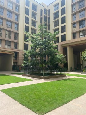 3 BHK Apartment For Sale in Lodha Sterling, Kolshet Road