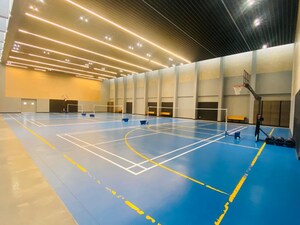 Swimming Pool in 3 BHK Apartment at Lodha Sterling, Kolshet Road – for Sale