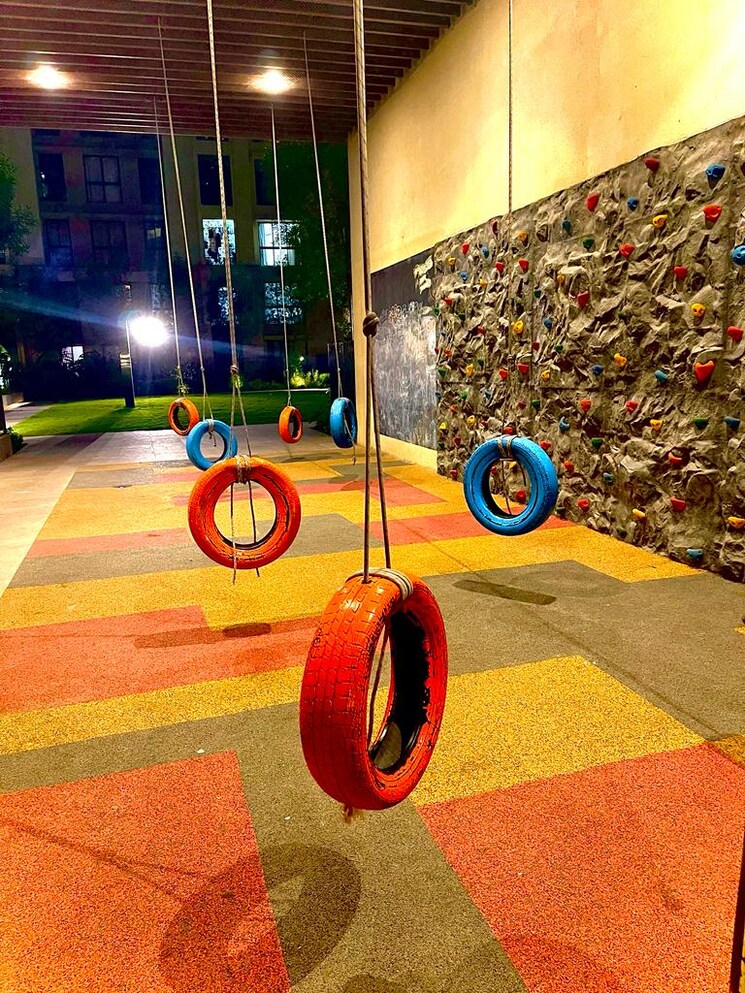 Garden, lodha-sterling 3 Bedroom 1266 Sq.Ft. Apartment In Kolshet Road Thane 9312616