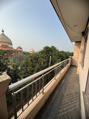 Balcony in 1 BHK Builder Floor at Chattarpur – for Rent