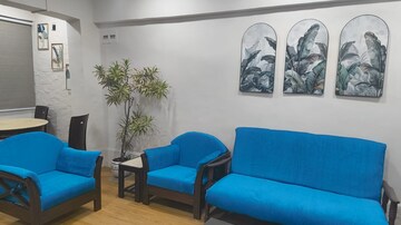 Bedroom in 2 BHK Apartment at North Bombay Society, Juhu – for Rent