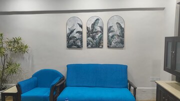 Furnished Amenities in 2 BHK Apartment at North Bombay Society, Juhu – for Rent