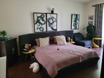 Bedroom in 3 BHK Apartment at Bestech Park View Spa, Sector 47 – for Rent