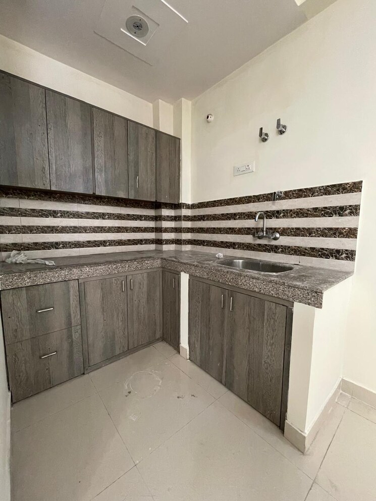 Kitchen, chattarpur 1 Bedroom 550 Sq.Ft. Builder Floor In Chattarpur Delhi 9312649