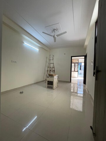 Living Room in 1 BHK Builder Floor at Chattarpur – for Rent