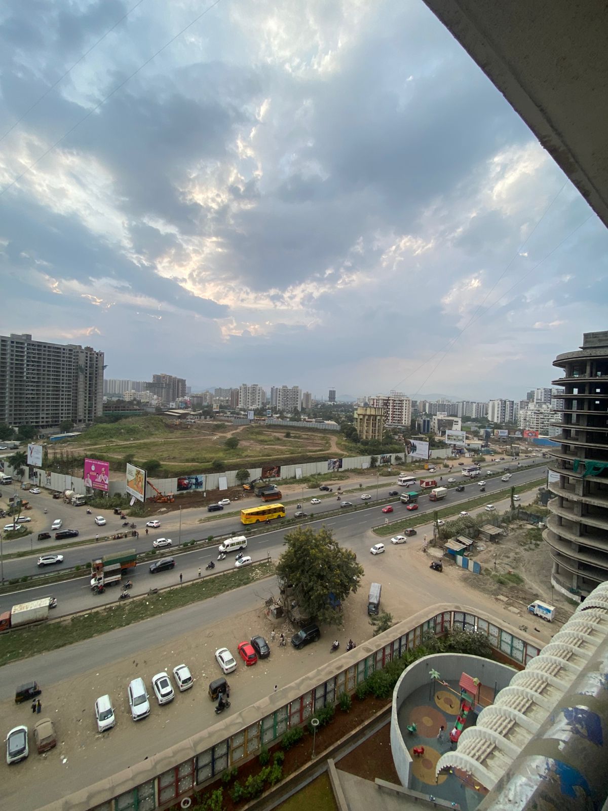 2 BHK + Pooja Room Apartment For Rent in Wadhwani Sai Paradise