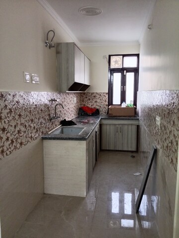 Kitchen in 1 BHK Builder Floor at Sultanpur – for Rent