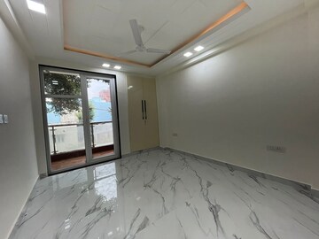 Bedroom in 2.5 BHK Apartment at Palm Residency Chhatarpur, Chattarpur – for Rent