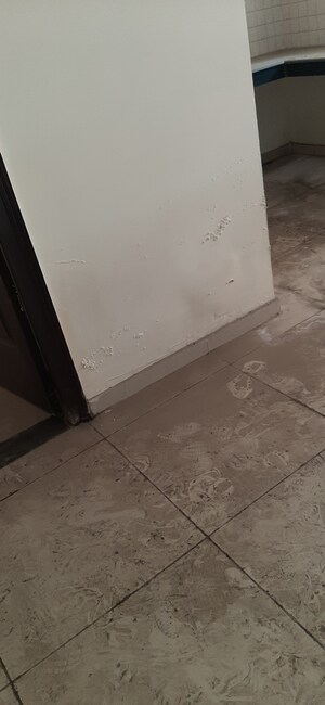 Furnished Amenities in 3 BHK Apartment at Land Craft Golf Links Apartment Phase 2, Pandav Nagar – for Sale