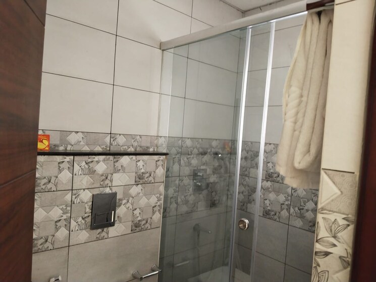 Bathroom, keya-spring 3.5 Bedroom 1920 Sq.Ft. Apartment In Bannerghatta Road Bangalore 9312715
