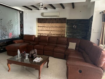 Living Room in 3 BHK Apartment at Jubilee Hills – for Rent