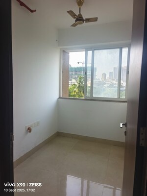 Room in 1 BHK Apartment at Runwal Forests, Kanjurmarg West – for Rent