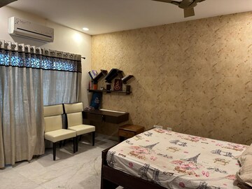 Bedroom in 3 BHK Apartment at Jubilee Hills – for Rent