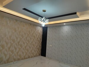 Room in 4 BHK Builder Floor at Sector 84 – for Sale