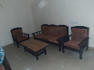 2 BHK Apartment For Rent in Land Craft Golf Links Apartment Phase 2, Pandav Nagar