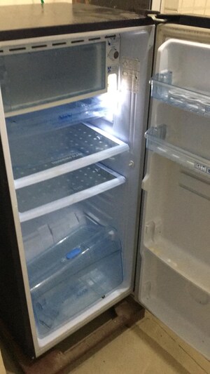 Furnished Amenities in 2 BHK Apartment at Land Craft Golf Links Apartment Phase 2, Pandav Nagar – for Rent