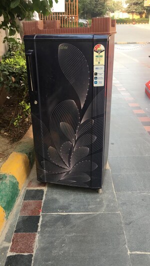 Parking in 2 BHK Apartment at Land Craft Golf Links Apartment Phase 2, Pandav Nagar – for Rent