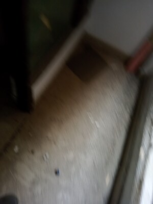 Furnished Amenities in 2 BHK Builder Floor at Paryavaran Complex – for Sale