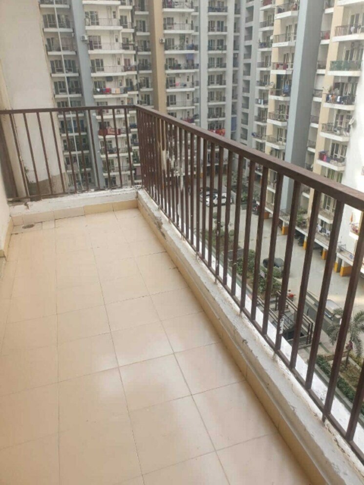 Balcony, ajnara-homes 2 Bedroom 925 Sq.Ft. Apartment In Sector 16b Greater Noida Greater Noida 9312792