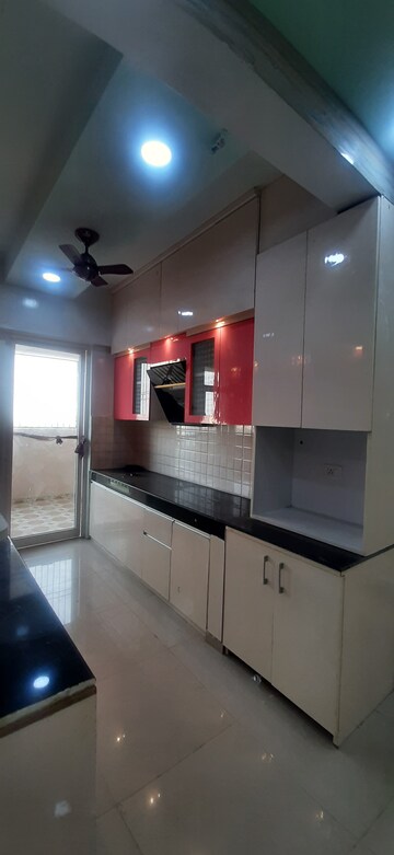 Furnished Amenities in 3 BHK Apartment at Land Craft Golf Links Apartment Phase 2, Pandav Nagar – for Rent