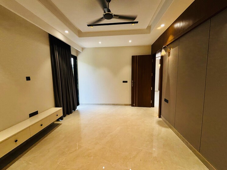 Room, ansal-api-esencia 4 Bedroom 2200 Sq.Ft. Builder Floor In Sector 67 Gurgaon 9312815
