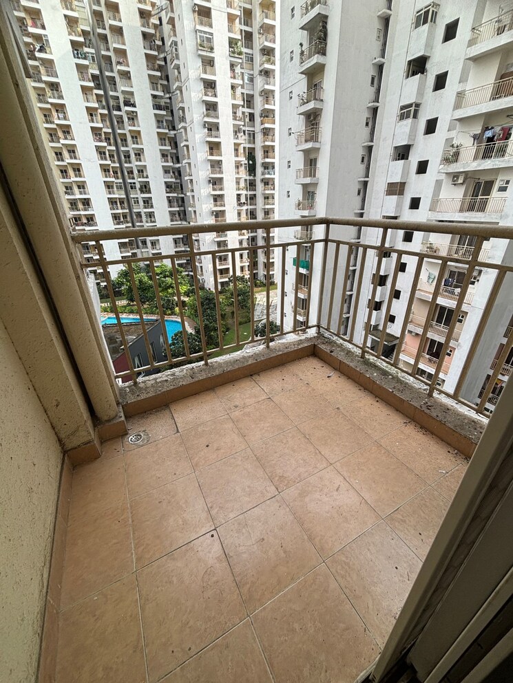 Balcony, proview-laboni 3 Bedroom 1660 Sq.Ft. Apartment In Dundahera Ghaziabad 9312802