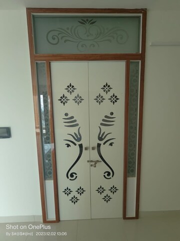 Furnished Amenities in 3 BHK Apartment at Shapoorji Pallonji Park West, Binnipete – for Sale