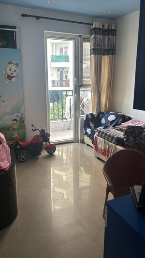 Bedroom in 3 BHK Apartment at Mapsko Paradise, Sector 83 – for Rent