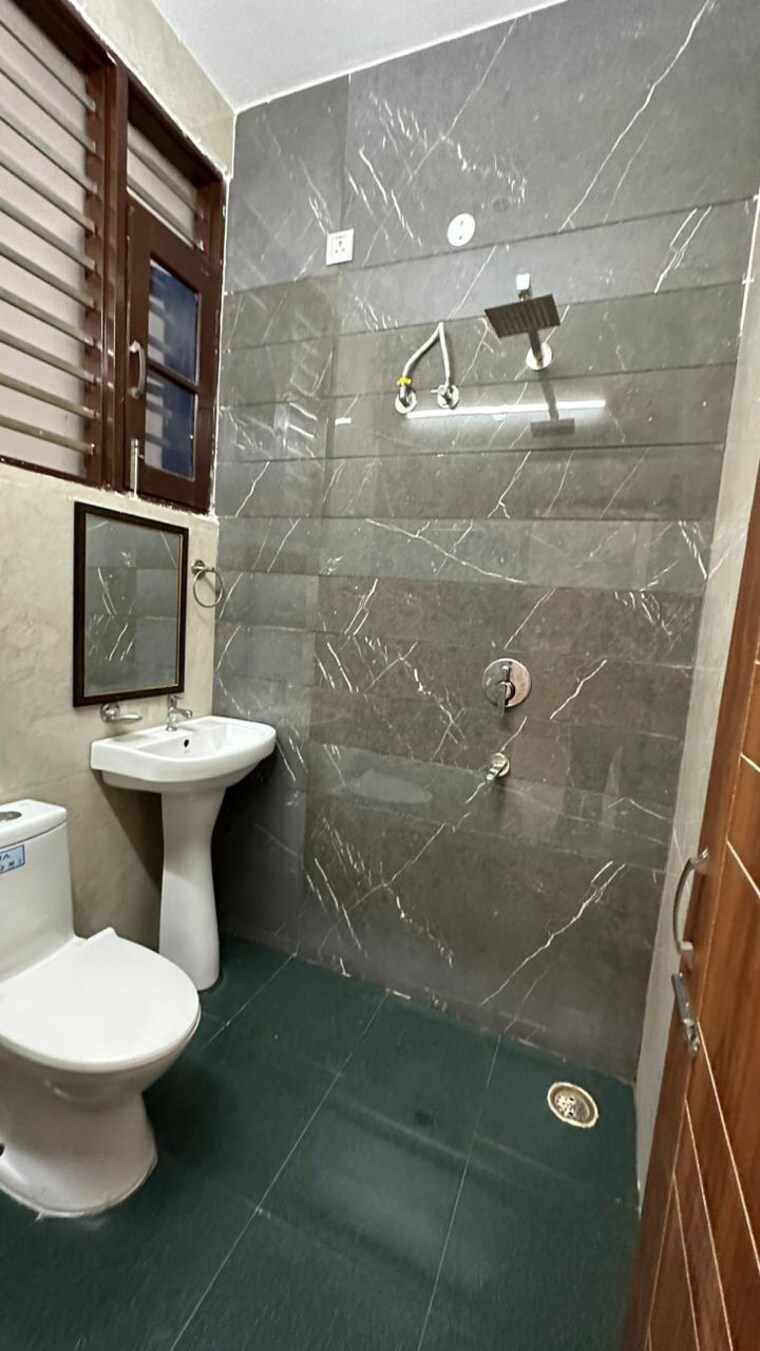 Bathroom, sector 66 2 Bedroom 1150 Sq.Ft. Apartment In Sector 66 Mohali 9312862