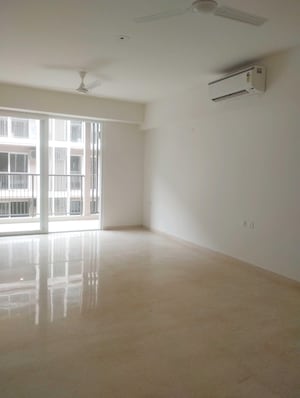 Room in 3 BHK Apartment at DLF Gardencity Enclave, Sector 93 – for Sale