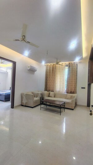 Living Room in 3 BHK Villa at Sushant Lok 3, Sector 57 – for Rent