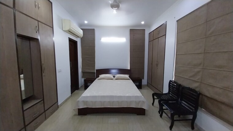 Bedroom, defence colony 3 Bedroom 2010 Sq.Ft. Apartment In Defence Colony Delhi 9312982
