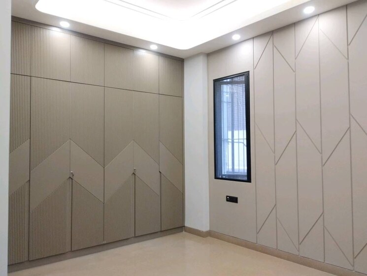 Room, greater kailash i 4 Bedroom 2200 Sq.Ft. Builder Floor In Greater Kailash I Delhi 9312995