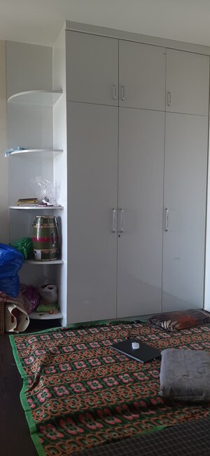 Furnished Amenities in 3 BHK Apartment at Land Craft Golf Links Apartment Phase 2, Pandav Nagar – for Sale