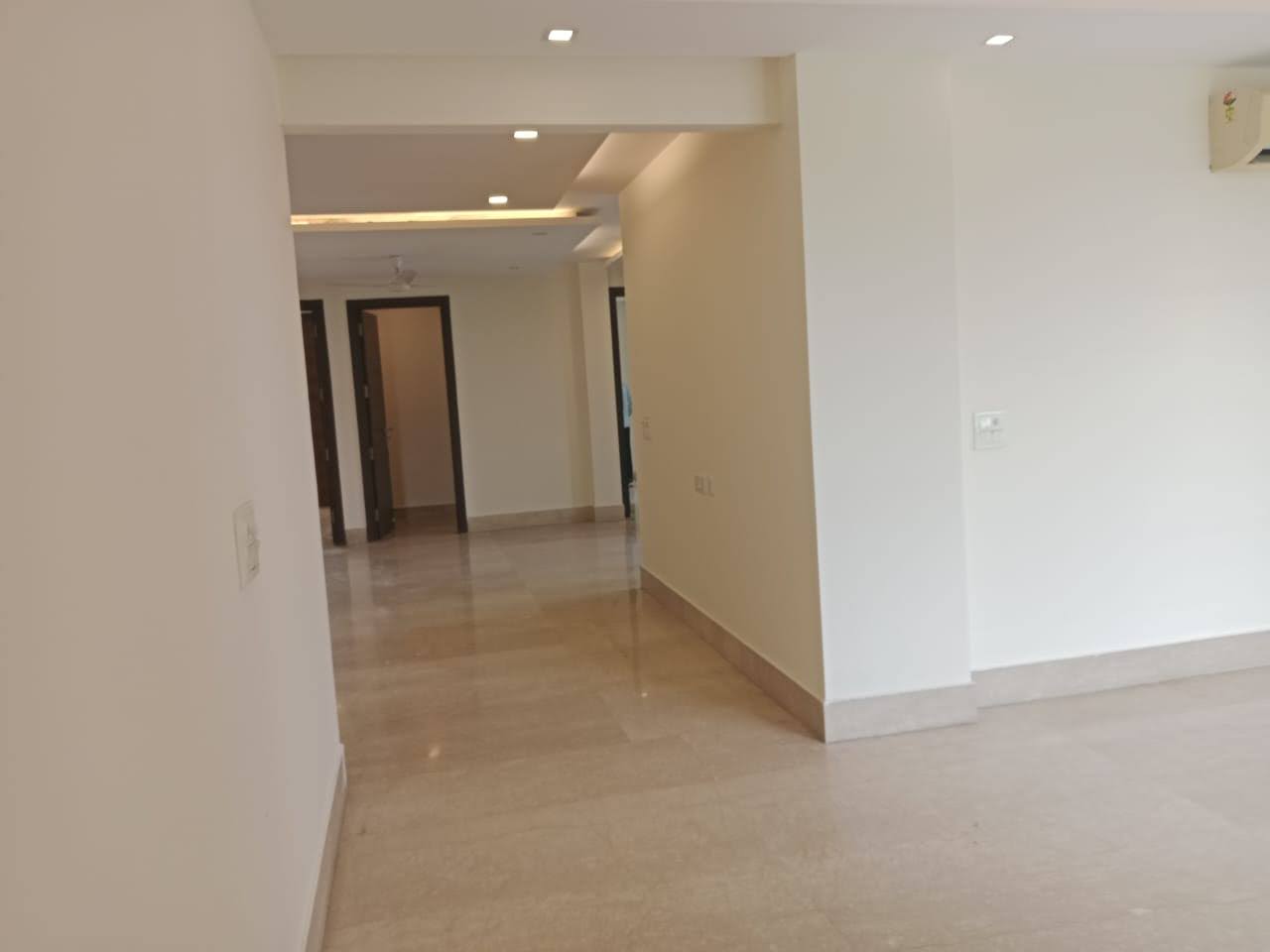 3 BHK + Servant Room Builder Floor For Rent in Greater Kailash 