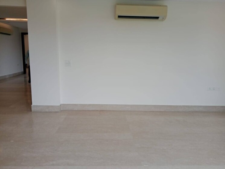 Room, greater kailash i 3 Bedroom 1800 Sq.Ft. Builder Floor In Greater Kailash I Delhi 9313018