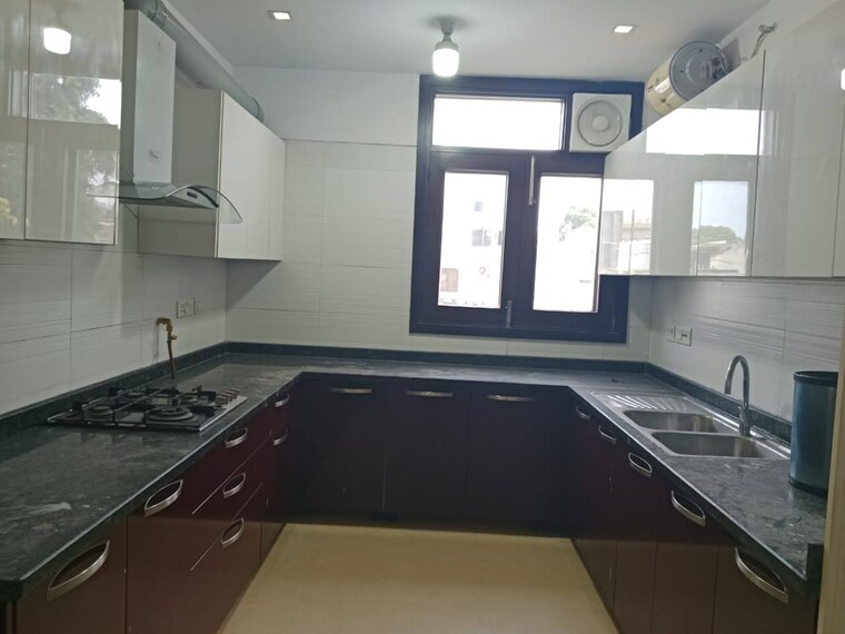 Kitchen, greater kailash i 3 Bedroom 1800 Sq.Ft. Builder Floor In Greater Kailash I Delhi 9313018