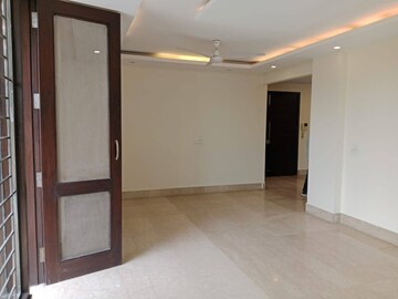 Room in 3 BHK Builder Floor at Greater Kailash I – for Rent