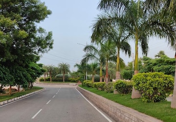Plot – Garden View at Ibrahimpatnam - for Sale