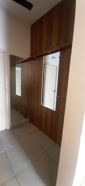 Furnished Amenities in 3.5 BHK Apartment at Land Craft Golf Links Apartment Phase 2, Pandav Nagar – for Sale