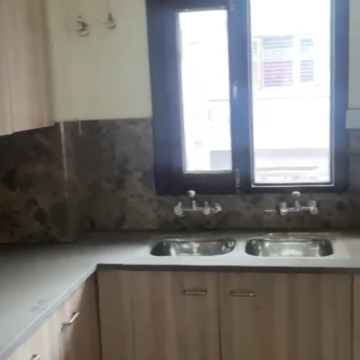 Kitchen in 4 BHK Builder Floor at Sector 16 – for Sale