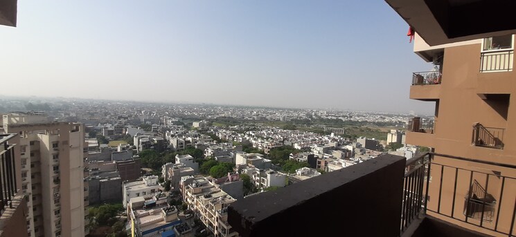 Exterior View, land-craft-golf-links-apartment-phase-2 3 Bedroom 1450 Sq.Ft. Apartment In Pandav Nagar Ghaziabad 9313061